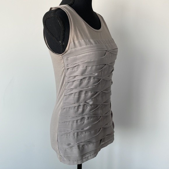 Ann Taylor Light Gray Layered Tank Top - Picture 2 of 10